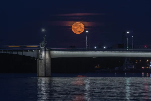 Supermoon